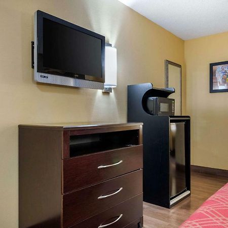 Econo Lodge Lexington Zewnętrze zdjęcie