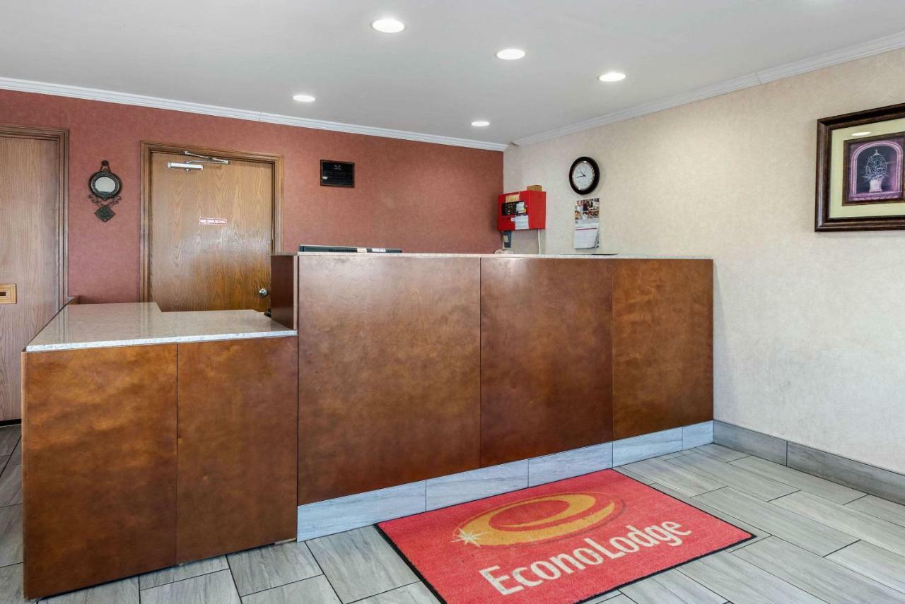 Econo Lodge Lexington Zewnętrze zdjęcie
